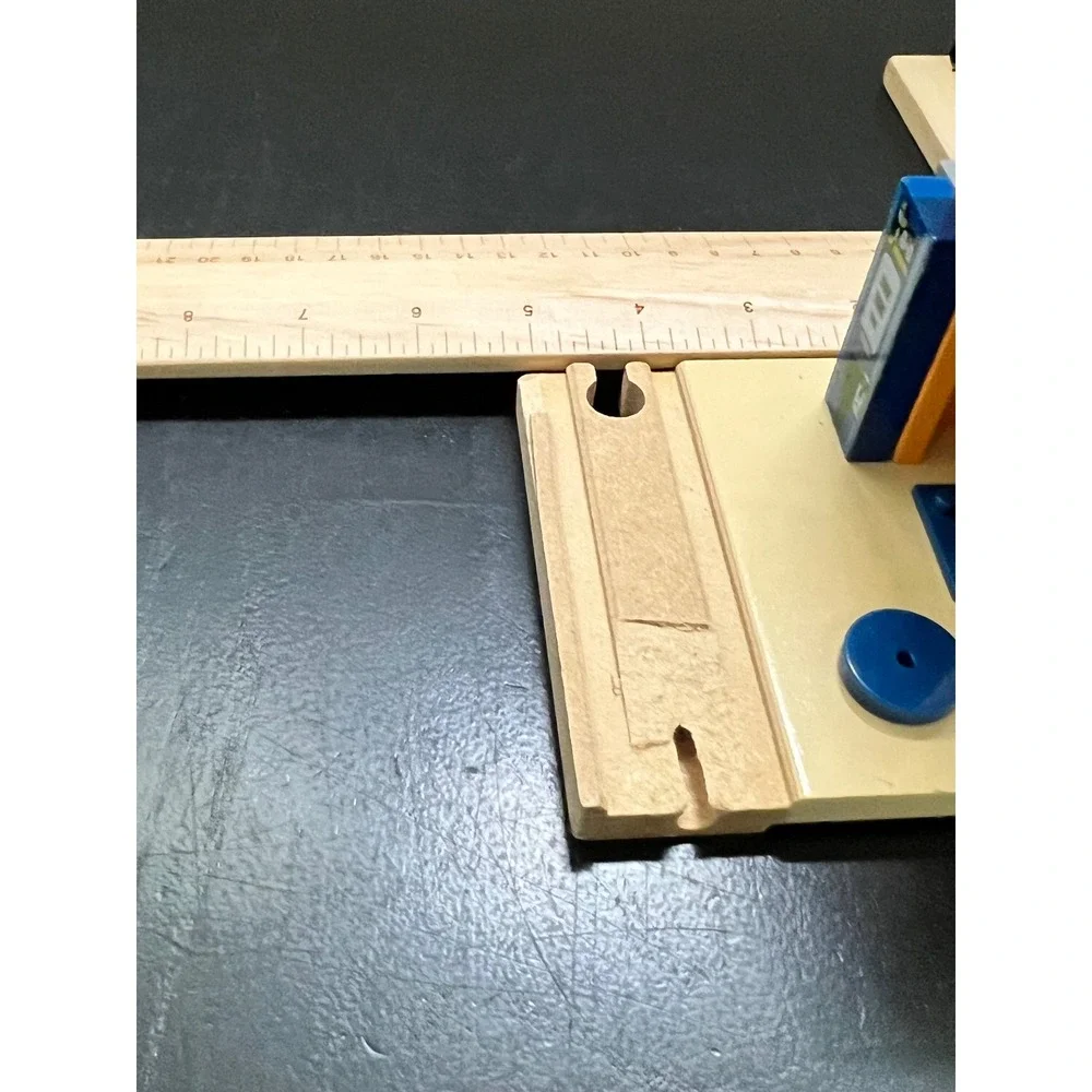 Thomas & Friends Wooden Railway G&O Gas Station Orange Blue OS
